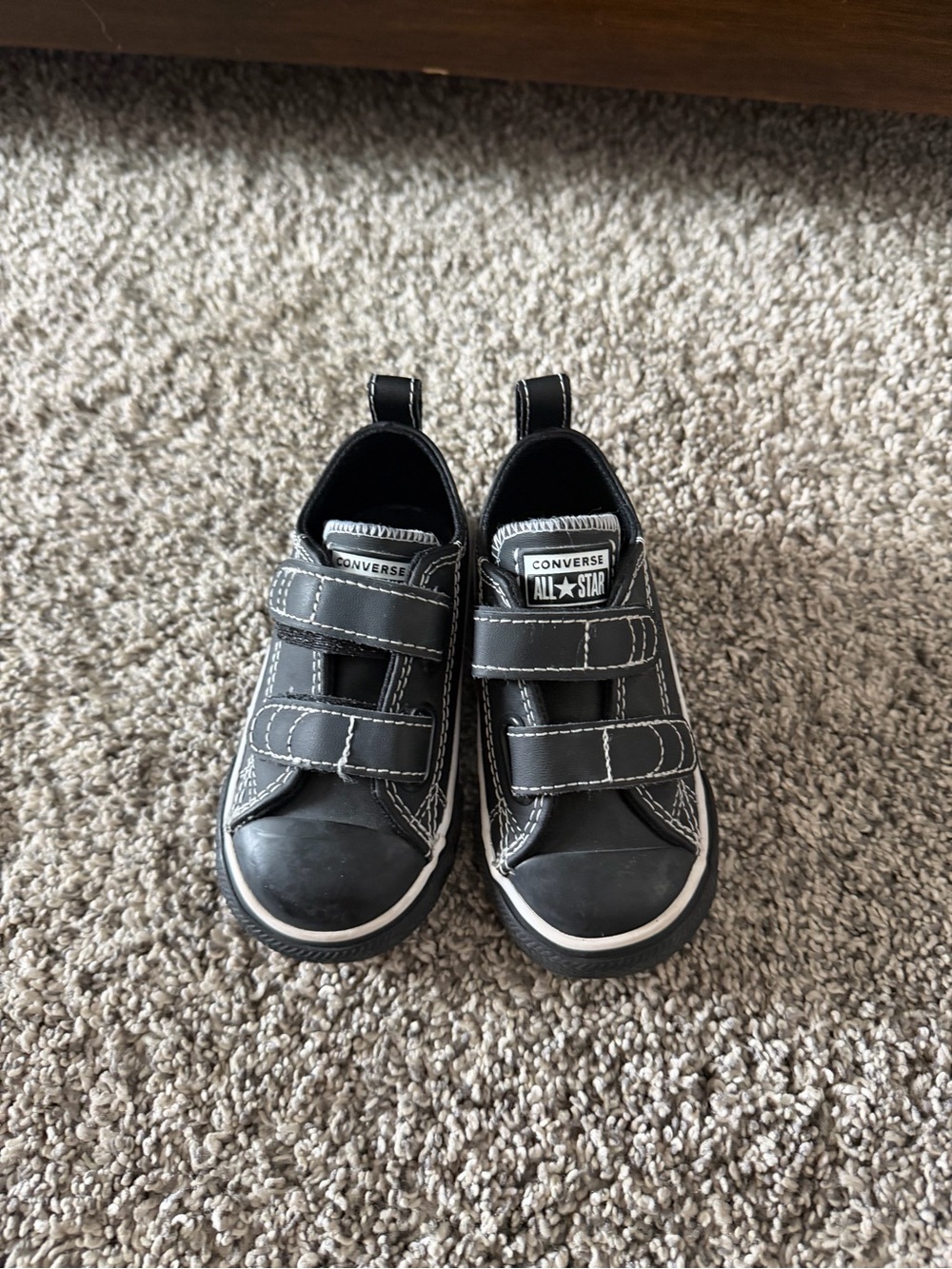 Converse Kids Black and White Velcro Low-Top Sneakers